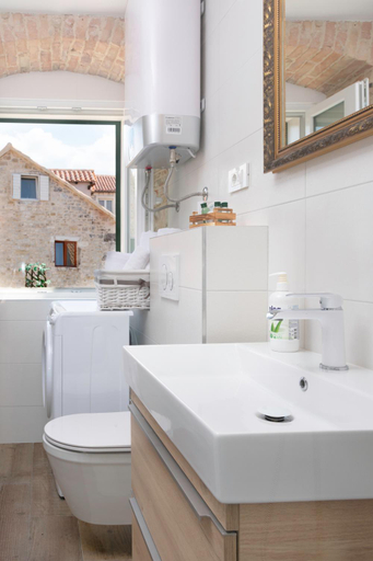 Bathroom, Studio Amore in Diocletian palace, Split