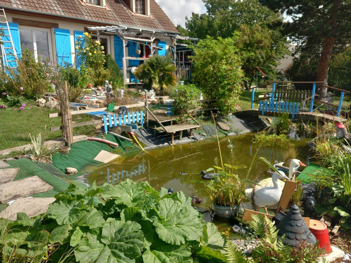 Others 5, Chez Patrick, Calvados