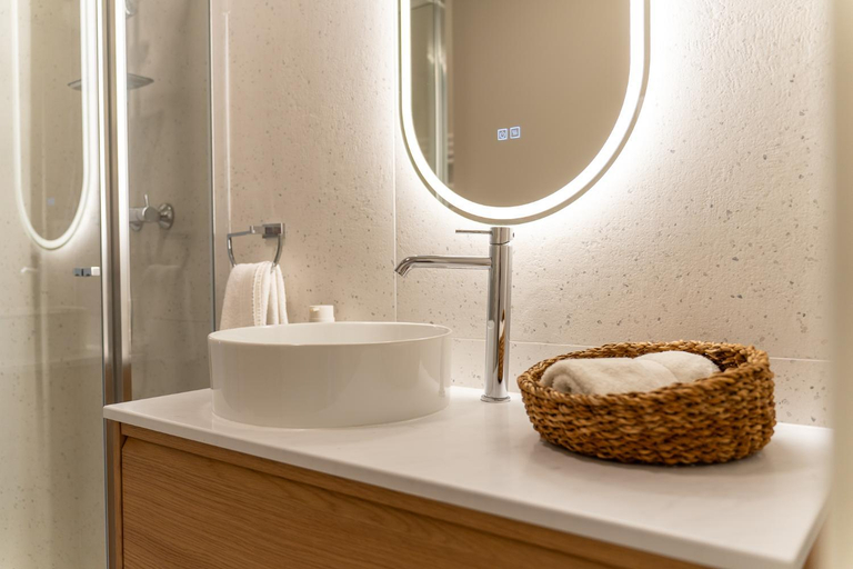 Bathroom 2, Apartments Siesta, Selca