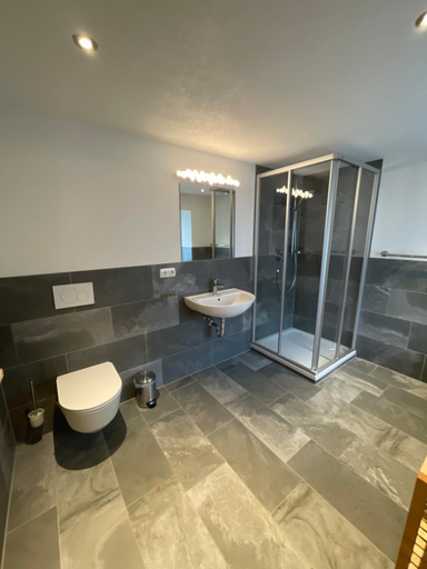 3, Zimmer Krone, Reutte
