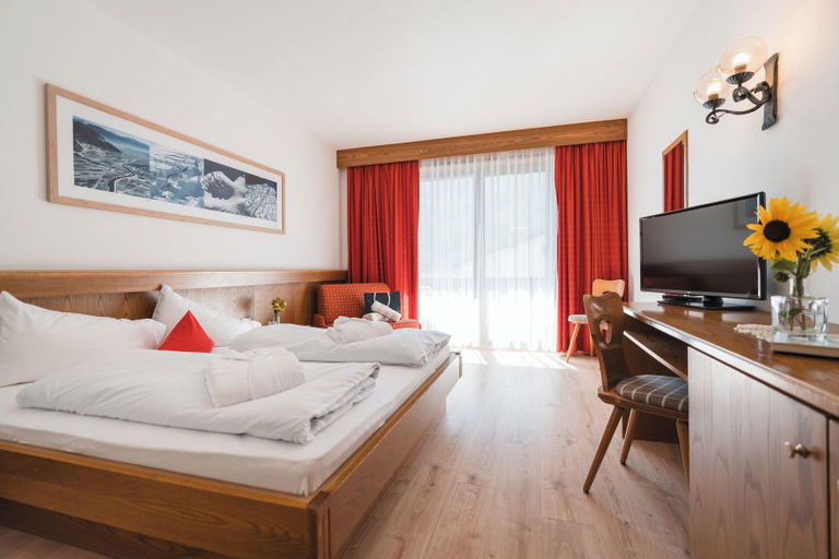 Bedroom, Smart Hotel Firn, Bolzano