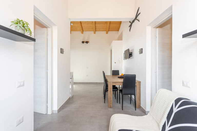 Others 5, Costa Ovest Apartment Waves, Oristano