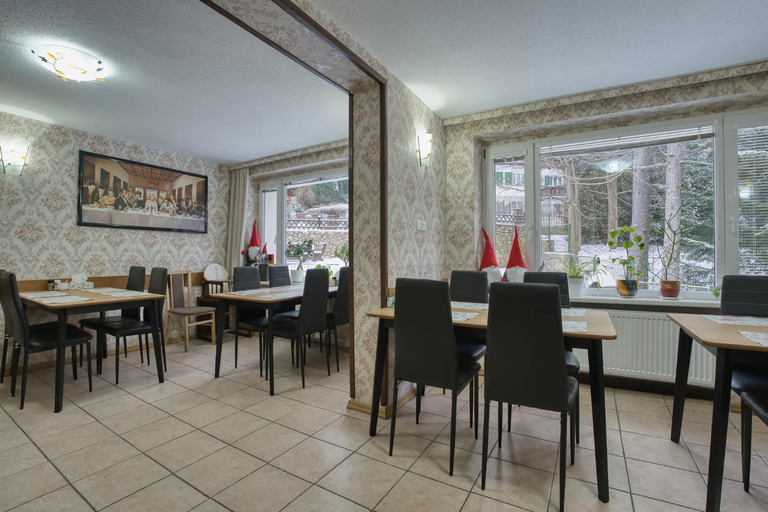 Food & Drinks 4, Willa Swierkowa, Jelenia Góra