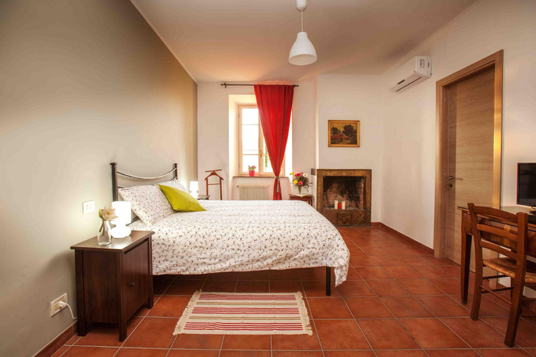 Bedroom 2, Casale Acquasanta, Rome