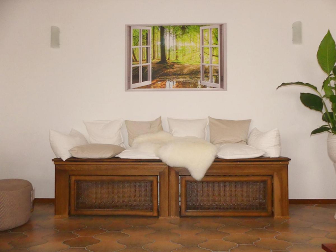 Bedroom 2, Margaretes Gastehaus am Rheinsteig, Neuwied