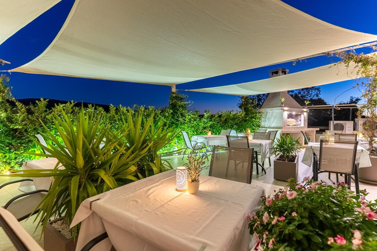 Food & Drinks 4, Villa Orhideja, Cres