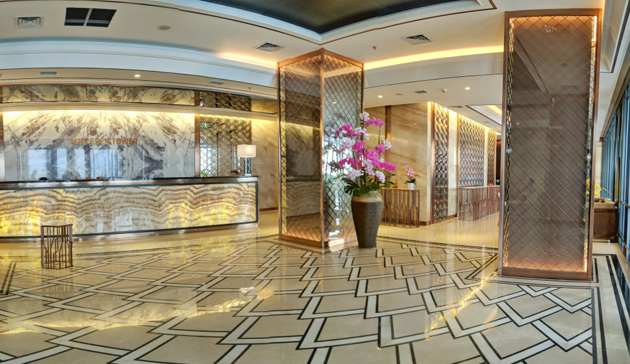 Others 2, S&D 1219 Studio 4 pax Netflix, pool & Gym at Pollux, Batam