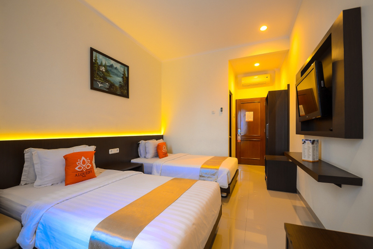 Alqueby Hotel Near Kiara Artha Park & Trans Studio Mall Room Type - Deluxe Twin Room