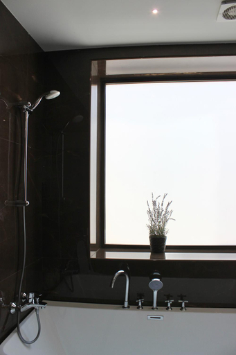 Bathroom 2, AB Villa - Pool & Cinema, Ajman