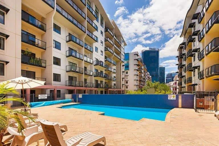 Sport & Beauty 2, Paradise Pool Parking HUGE 1BR CBD, Perth