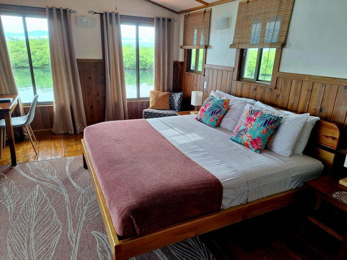 Bedroom, The Sunsetter Bed & Breakfast, Bocas del Toro