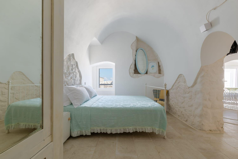 Bedroom, THE GOODIES OF HISTORIC CENTER, Brindisi