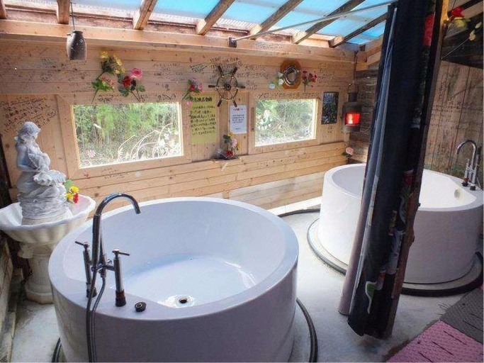 Bathroom, Mountain Domu, Ayagawa