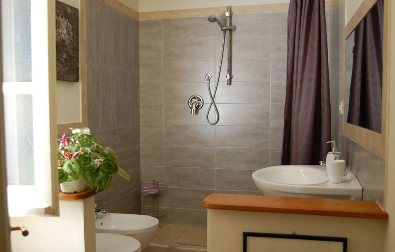 Bathroom 2, OLASPRI, Olbia-Tempio