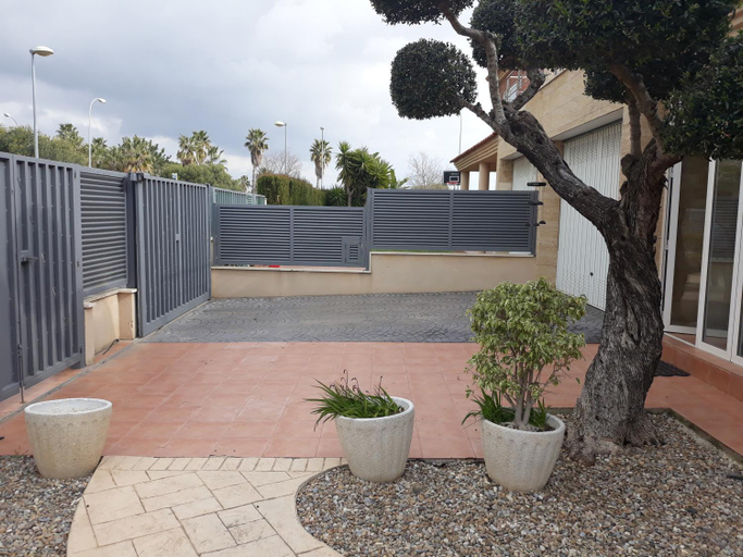 Others 4, VILLA FLOR, Tarragona