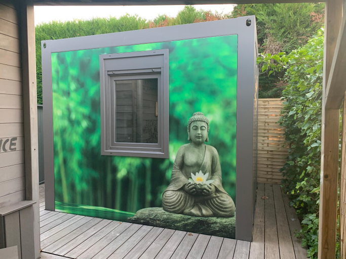 Others 2, La chambre du puits avec 2 jacuzzis , sauna et Hammam privatif, Hainaut