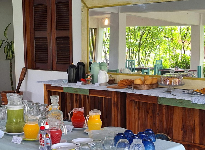 Food & Drinks, Vila Saguaro, Trairi