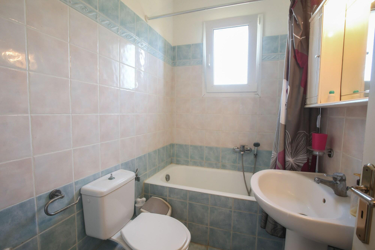 Bathroom 4, S C Kosmos Beach Resort, Ionian Islands