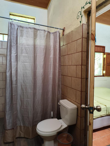 Bathroom 2, Estacion Biologica Aguali, Matagalpa