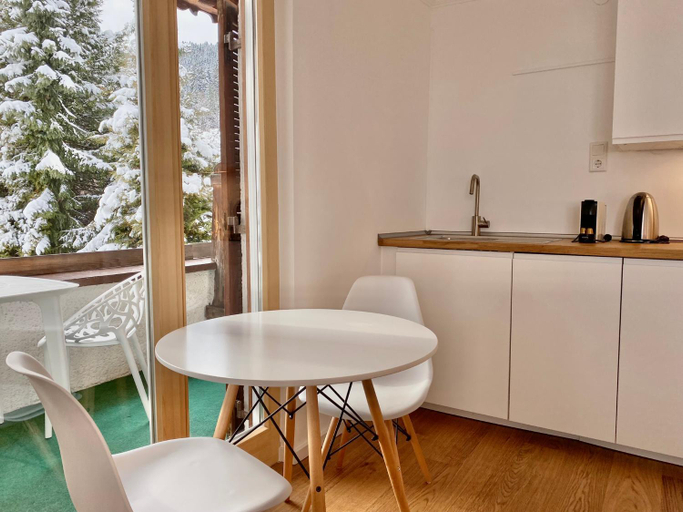 Others 4, Apartmenthaus am Tegernsee - Studios mit Kuchenzeile und mit Bus erreichbar, Miesbach