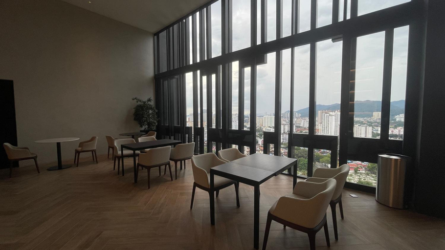 Food & Drinks, 2BR Luxury Rooftop Swimming Pool Beacon Georgetown10pax 无敌美景两房民宿, Penang Island