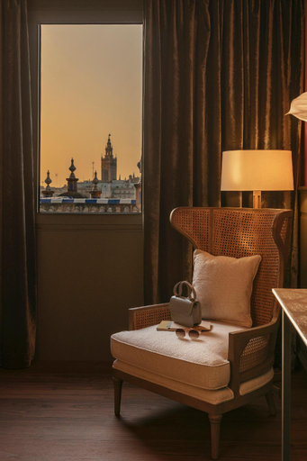Bedroom, Hotel Colón Gran Meliá, Sevilla