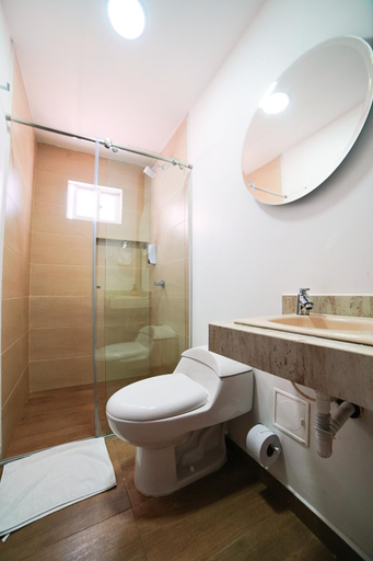 Bathroom 3, Casa Flor Hostel & Drinks, Manaure