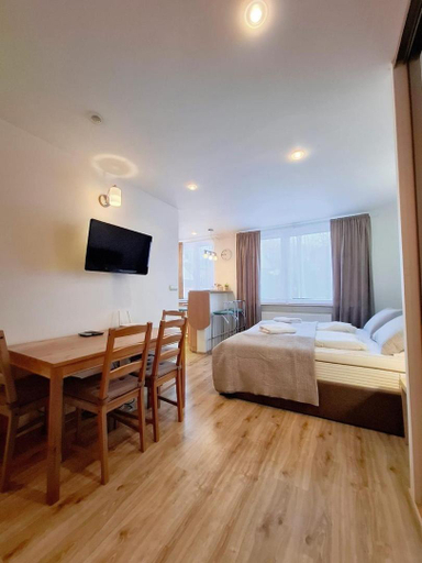 Bedroom 1, Apartamenty EverySky - 1 go Maja 35A-35B, Jelenia Góra