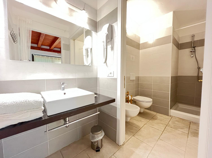 Bathroom 3, Agriturismo il Nazareno, Livorno