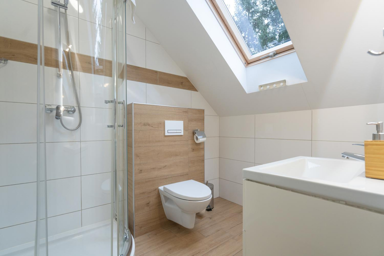 Bathroom 2, Apartamenty Pruskie, Jelenia Góra