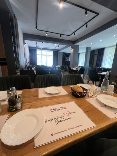 Food & Drinks 2, Hotel Muntele Mic, Turnu Ruieni