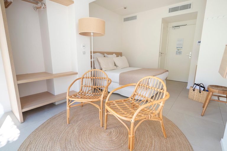 Bedroom 3, Belle Vue Hotel, Var