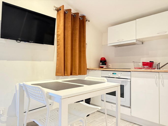 Others 2, Logement proche Lyon-aeroport-Centrale Bugey, Ain