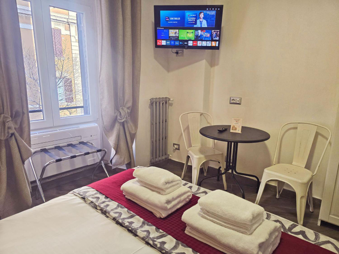 Bedroom 2, GIULIA'S GUESTHOUSE, Rome