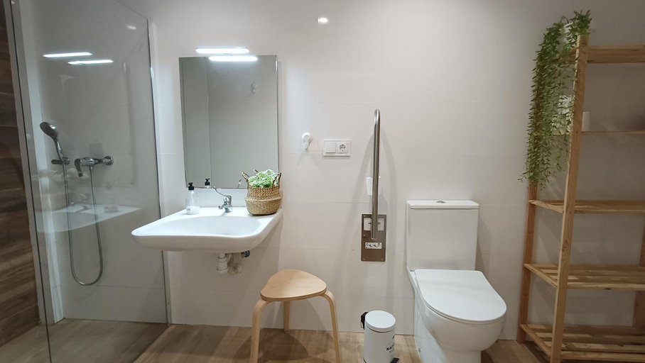 Bathroom 3, Holiday Hanna’s House, Valencia