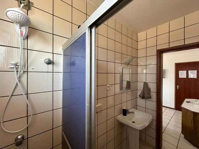 Bathroom 2, Beach Route Canasvieiras, Florianopolis