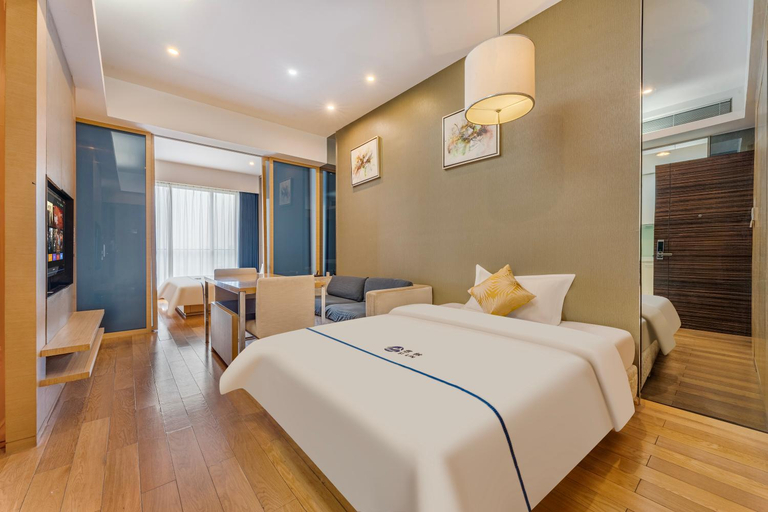 Bedroom 2, Si Lin Apartment GZ Poly World Trade Centre Expo, Guangzhou