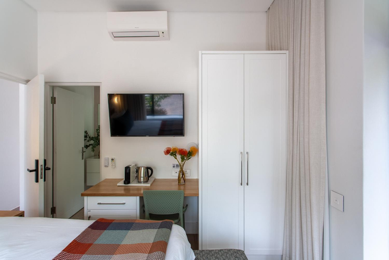 Bedroom 2, Minserie Collection, Cape Winelands