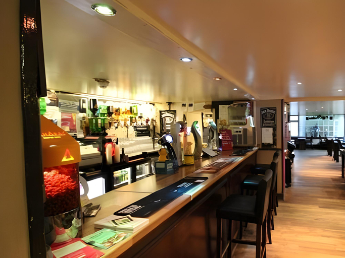 Food & Drinks 5, Tweedside Hotel, Scottish Borders