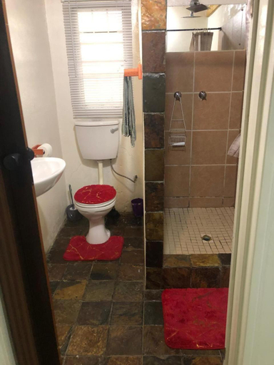 Bathroom 2, Best view family loft, Fezile Dabi