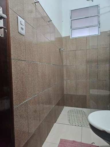 Bathroom 3, Hospedagem Santo Agostinho, Extrema