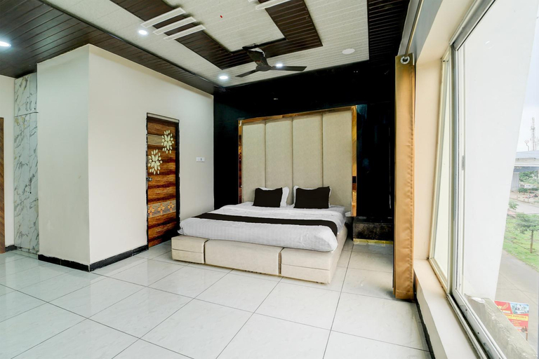 Bedroom, Hotel O Golden wings, Dewas