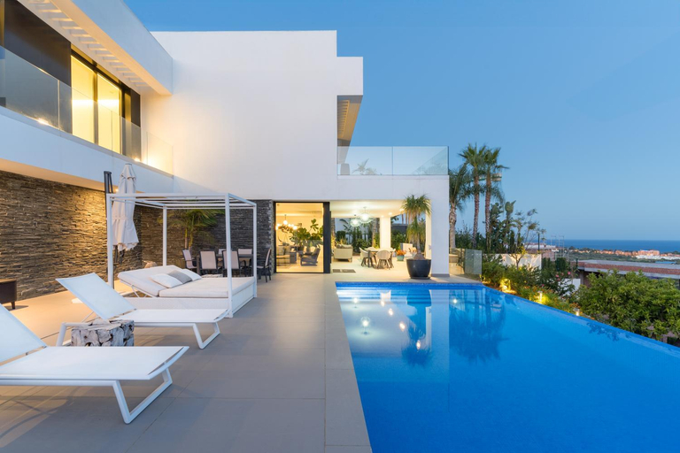 Others 3, Villa Nido Modern 4 bed villa with sea views, Málaga