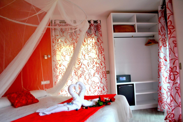 Bedroom, Madrid City Rooms, Madrid
