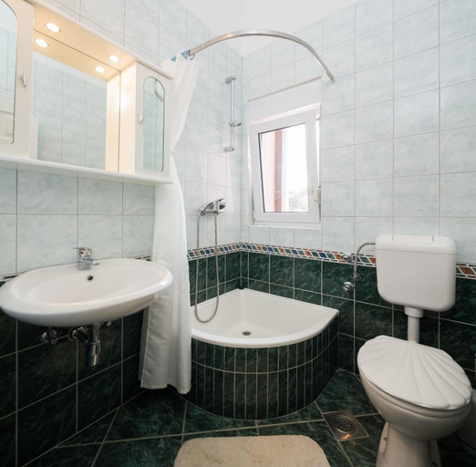 Bathroom 3, House Coko, Baška Voda