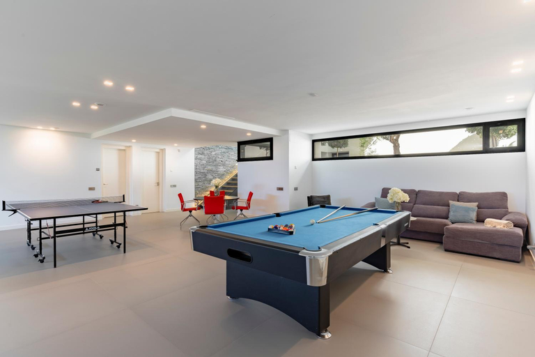 Others 4, Villa Nido Modern 4 bed villa with sea views, Málaga