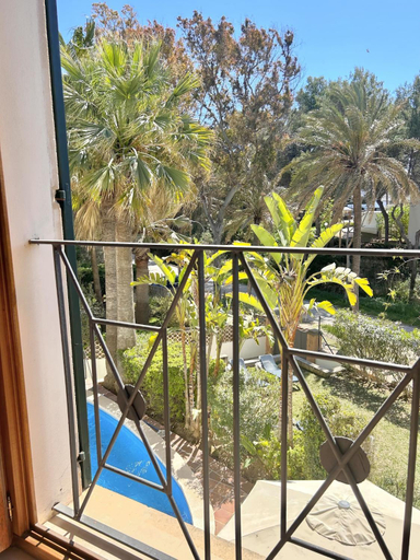 Others 5, Beachhouse 2min to the sea with pool & wonderful garden, Baleares