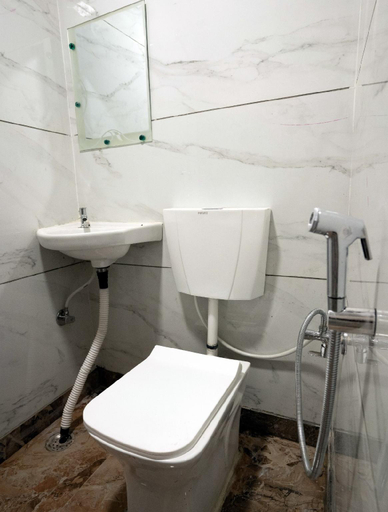 Bathroom 4, Hotel Star, Delhi