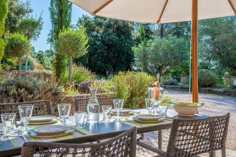 Food & Drinks, Gites de la Villa Pergola, Var