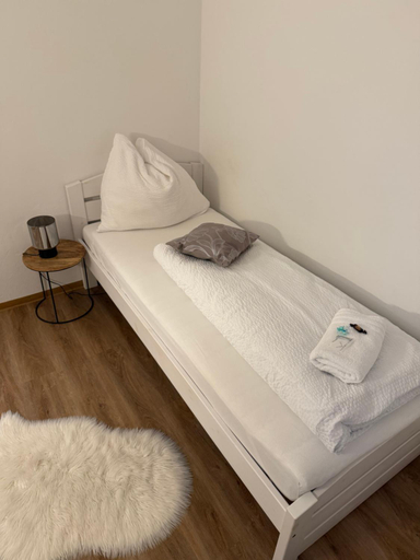 Bedroom 2, Fruhstuckspension Elena Nicoleta Caltun, Wien Umgebung